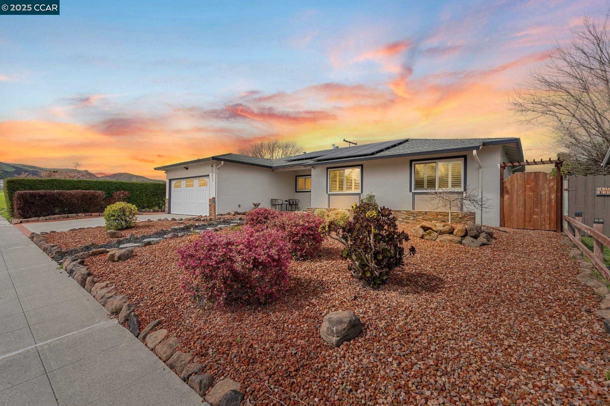 Neighborhood Neighborhood-5