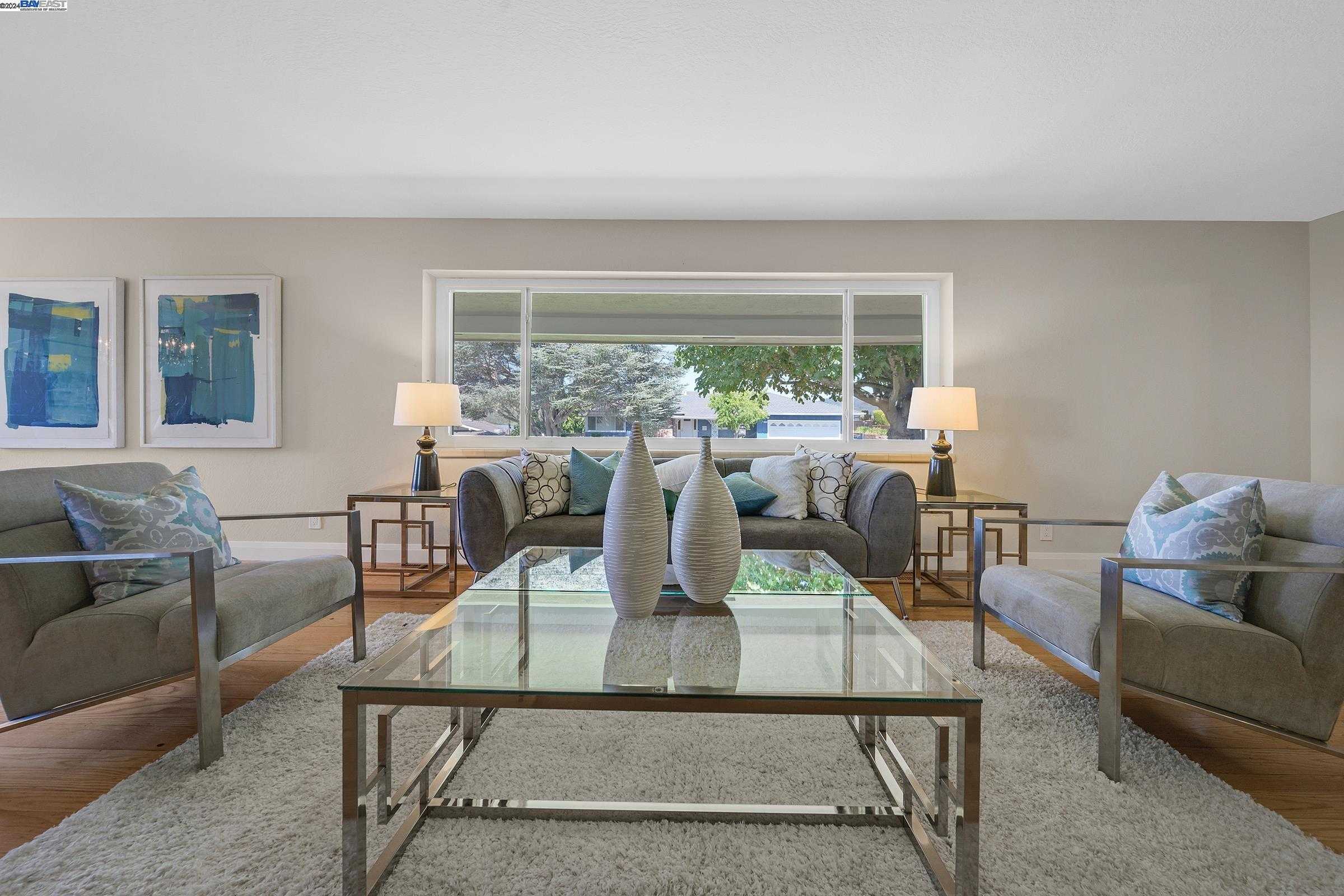 Neighborhood Neighborhood-25