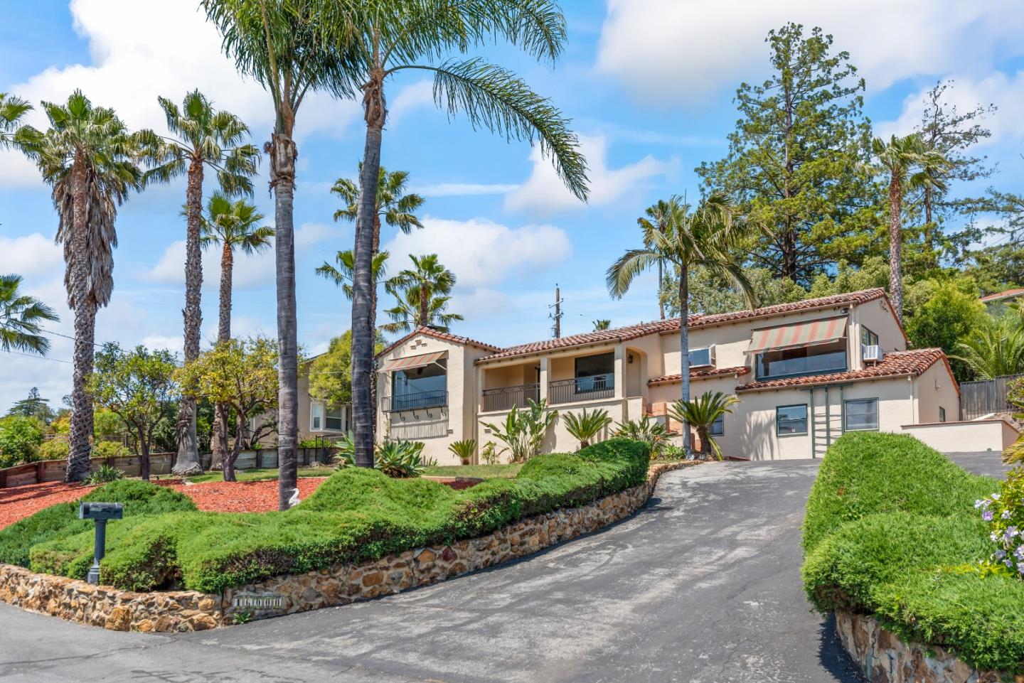 Neighborhood Neighborhood-45