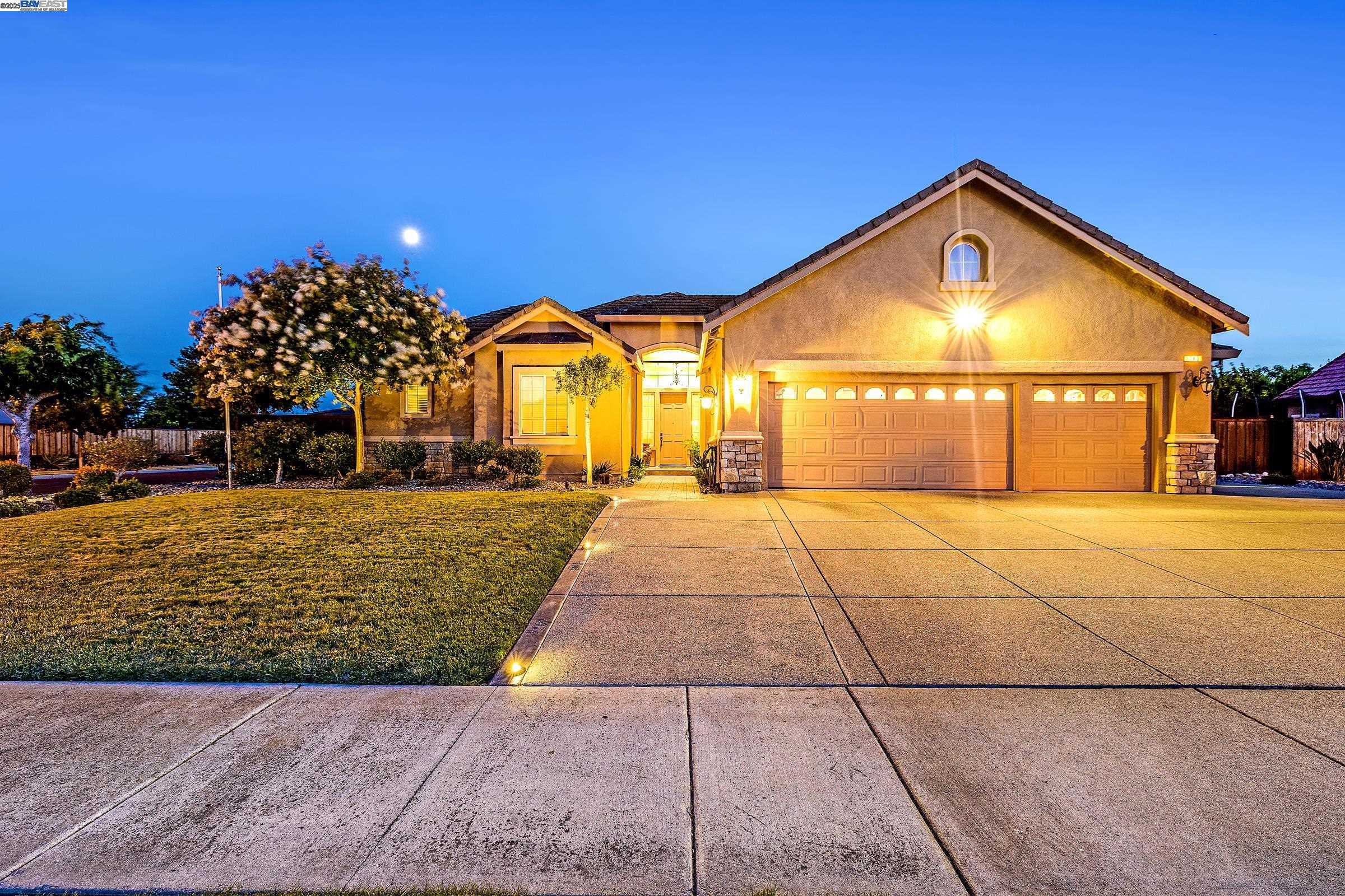 Neighborhood-5