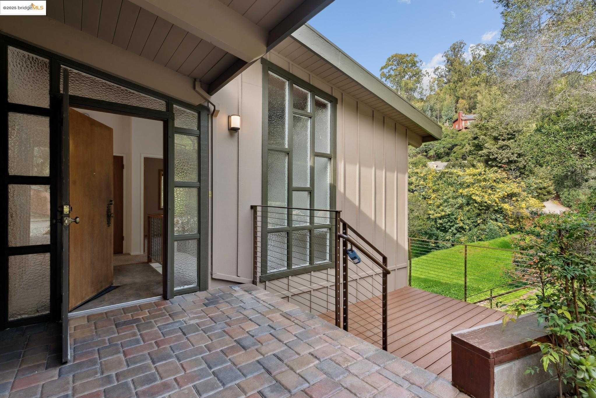 Neighborhood Neighborhood-7