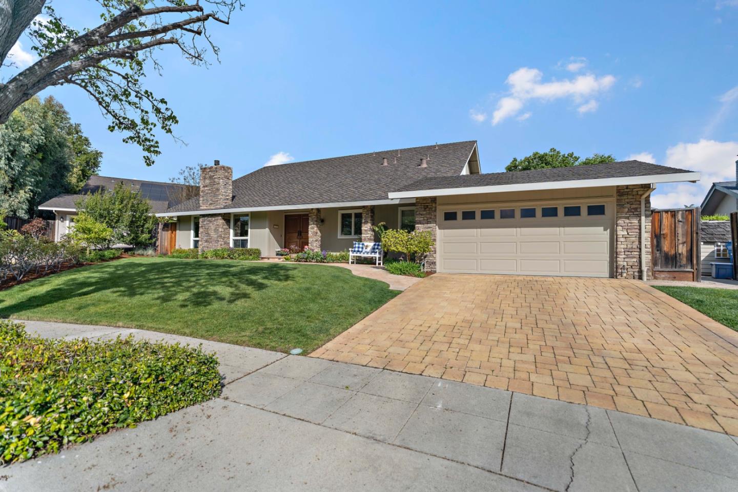 Neighborhood Neighborhood-7