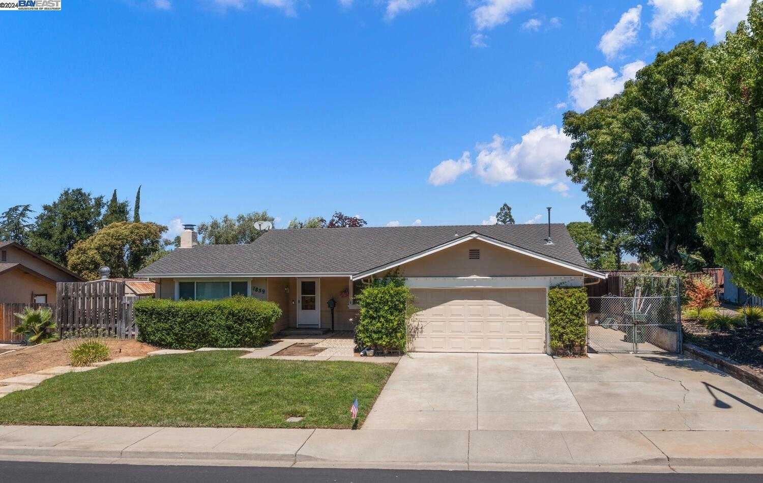 Neighborhood Neighborhood-22