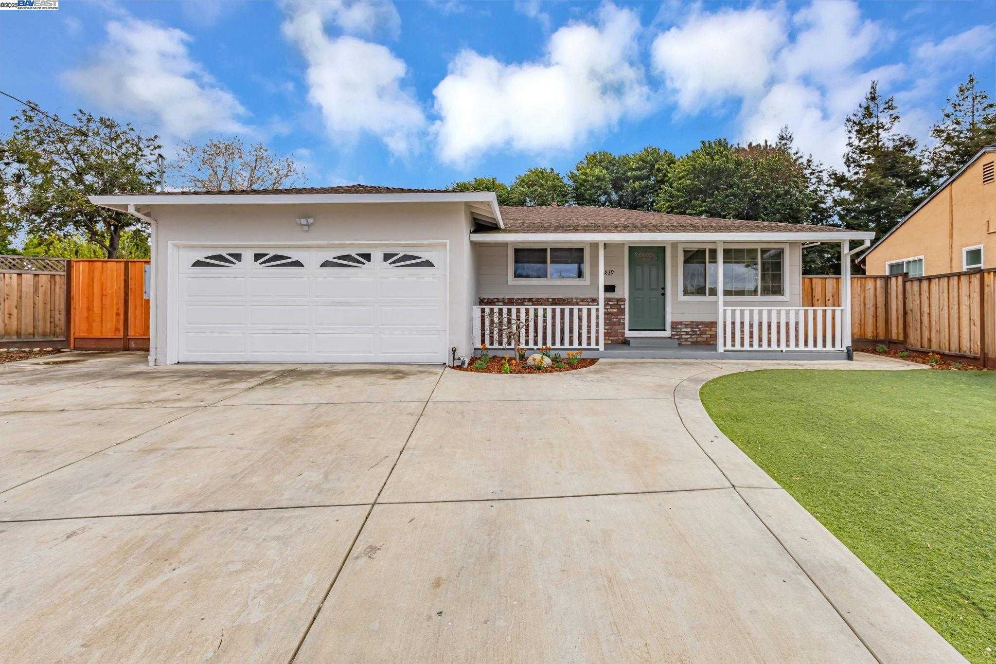 Neighborhood Neighborhood-1