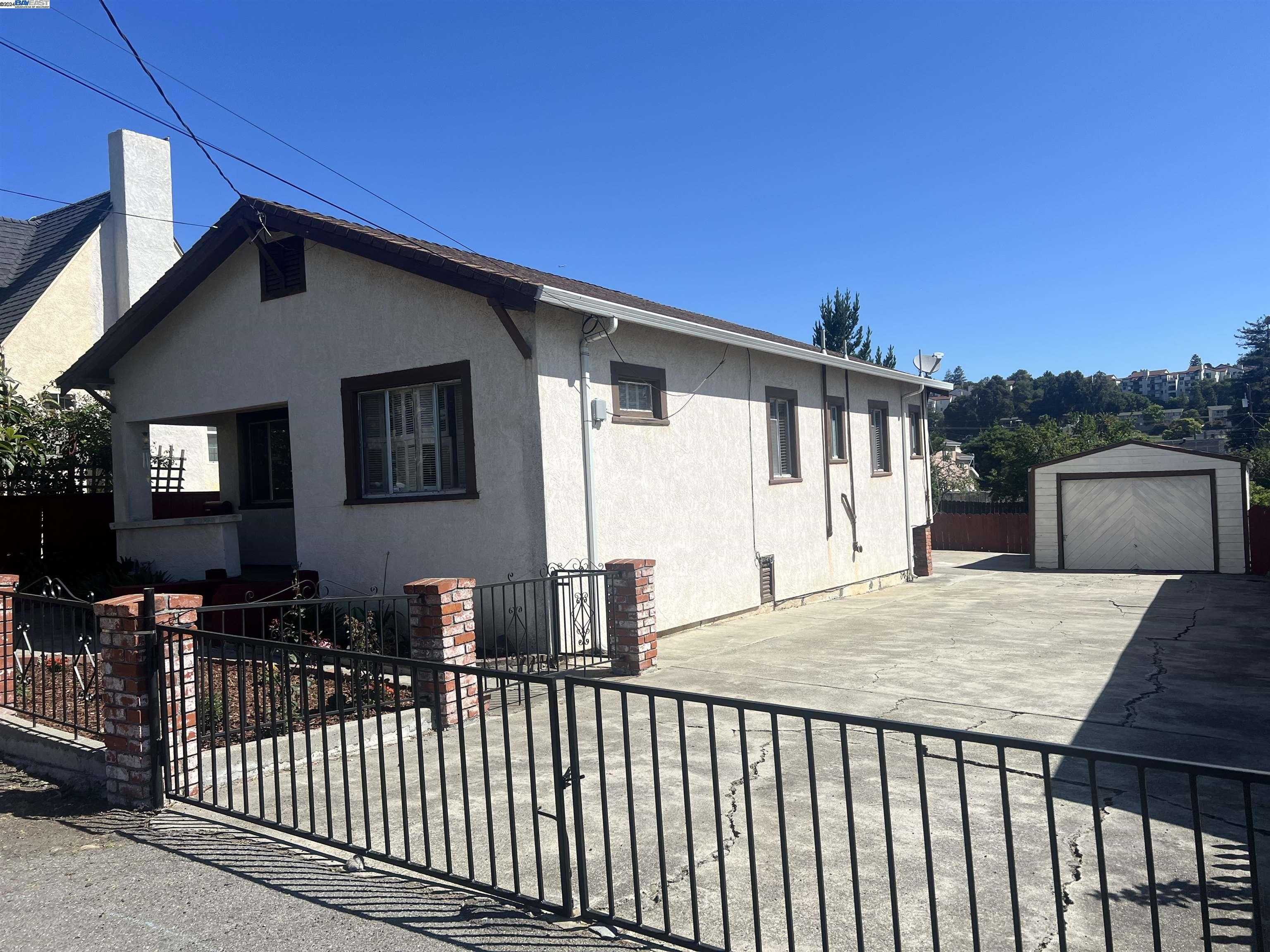 Neighborhood Neighborhood-17