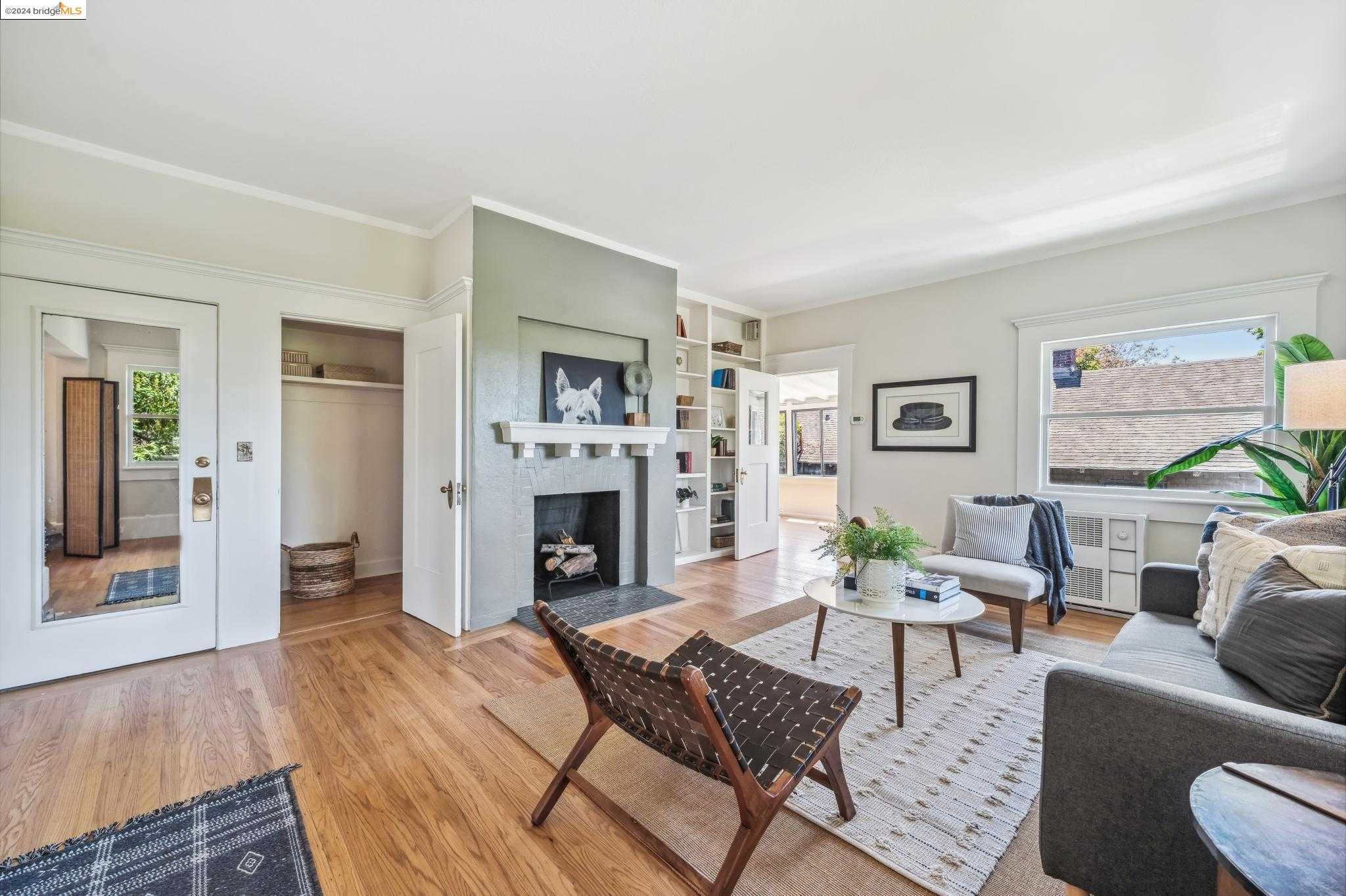 Neighborhood Neighborhood-25