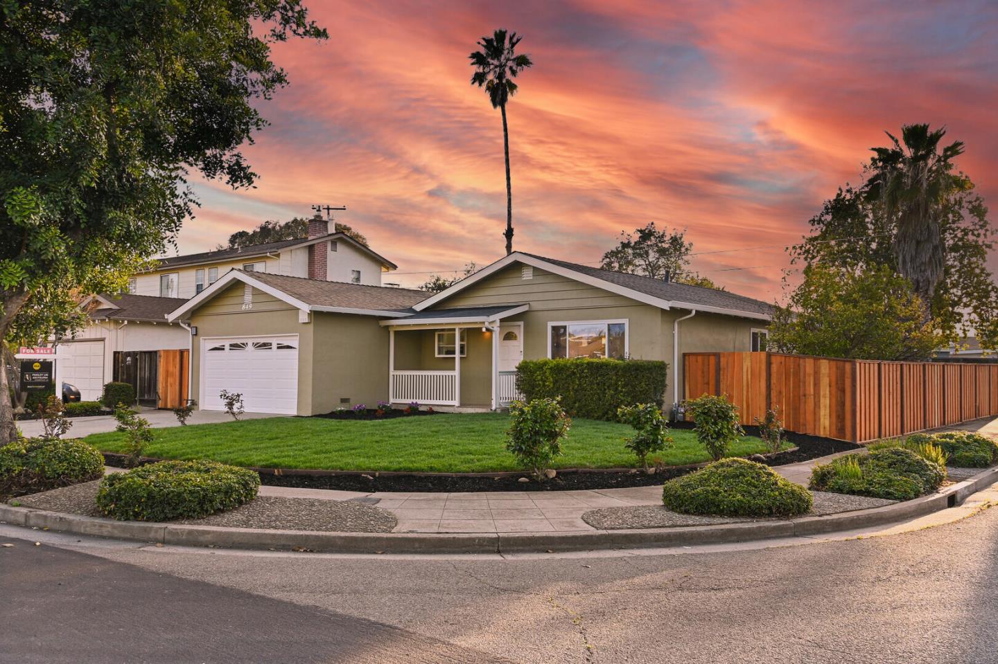 Neighborhood Neighborhood-3