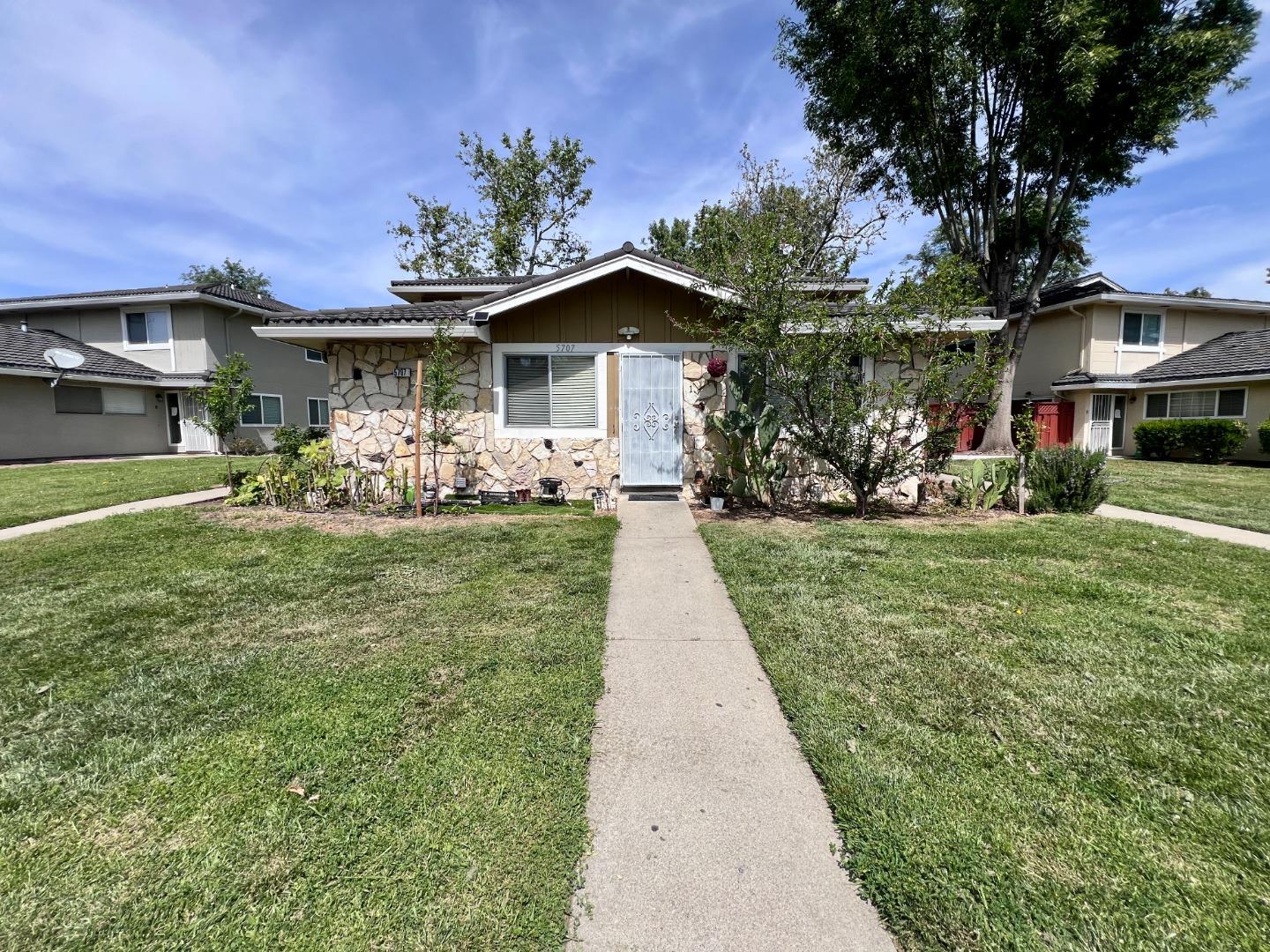 Neighborhood Neighborhood-11