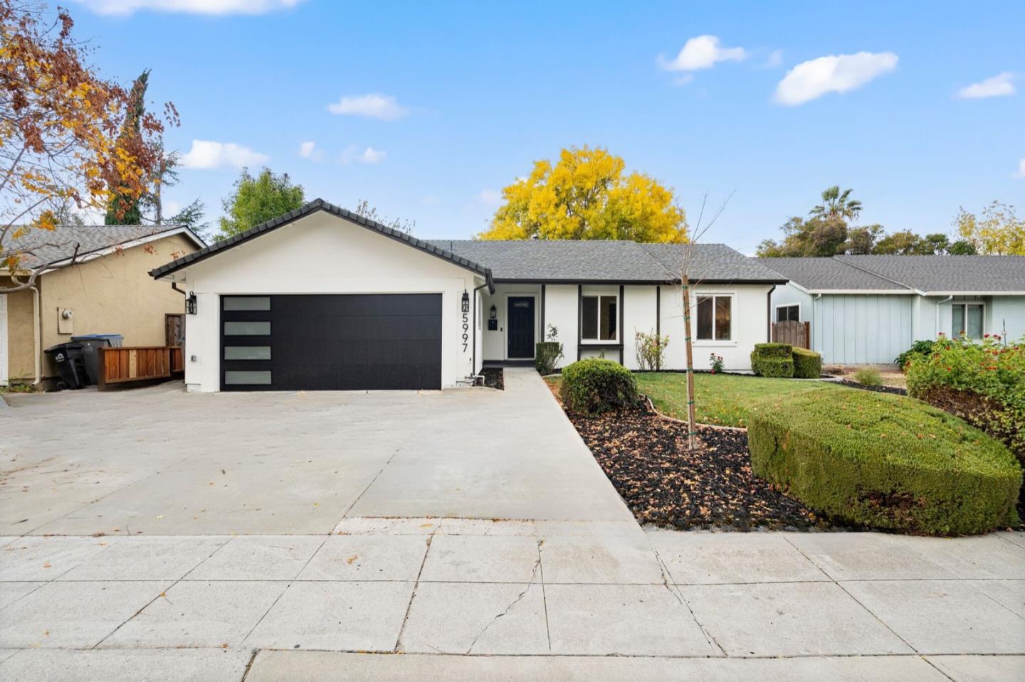 Neighborhood Neighborhood-16