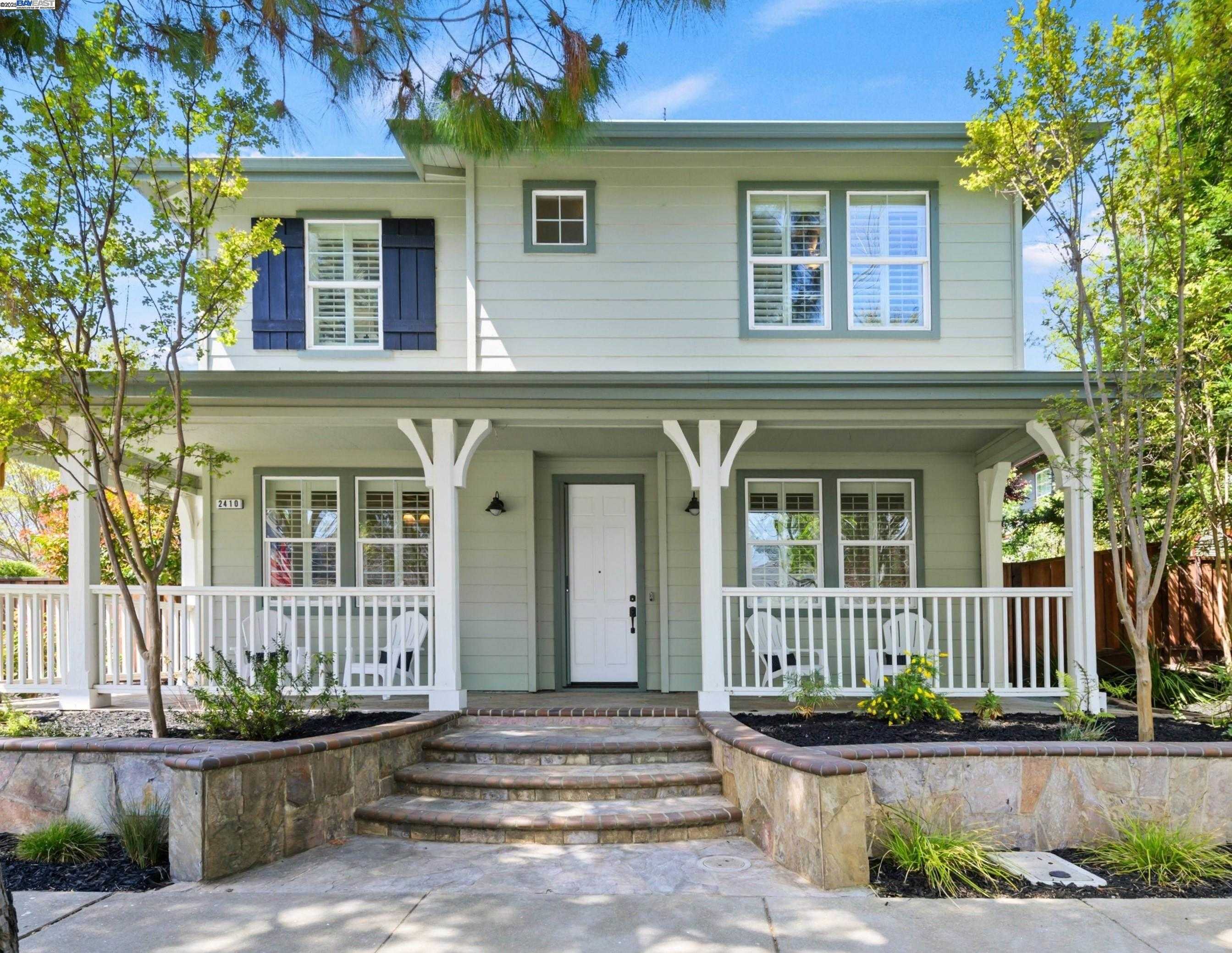 Neighborhood Neighborhood-9