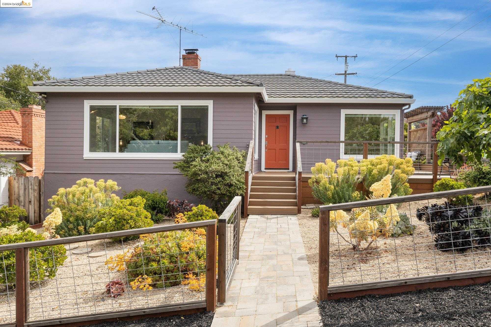 Neighborhood Neighborhood-5