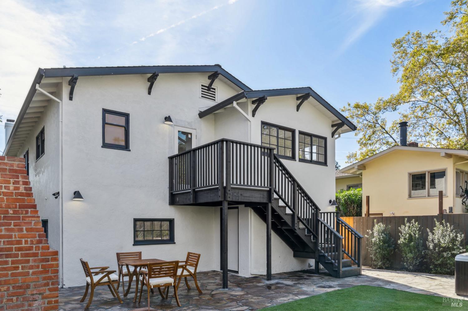 Neighborhood Neighborhood-2