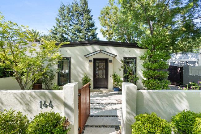 Neighborhood Neighborhood-49