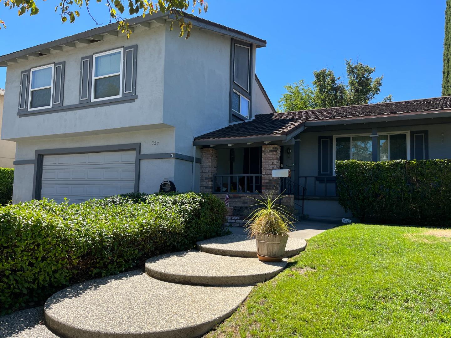 Neighborhood Neighborhood-32