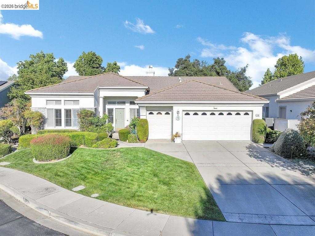 Brentwood Country Club, Brentwood, CA neighborhood