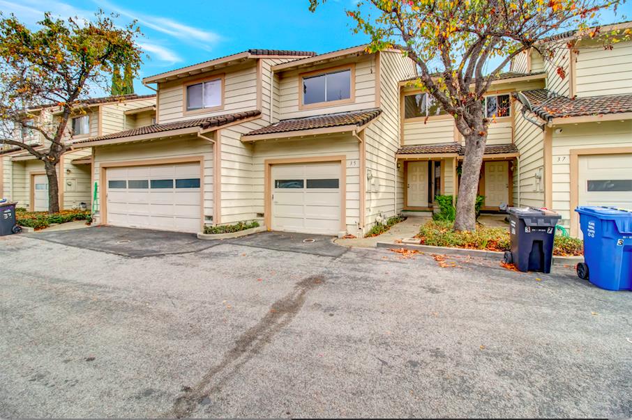 Neighborhood Neighborhood-66