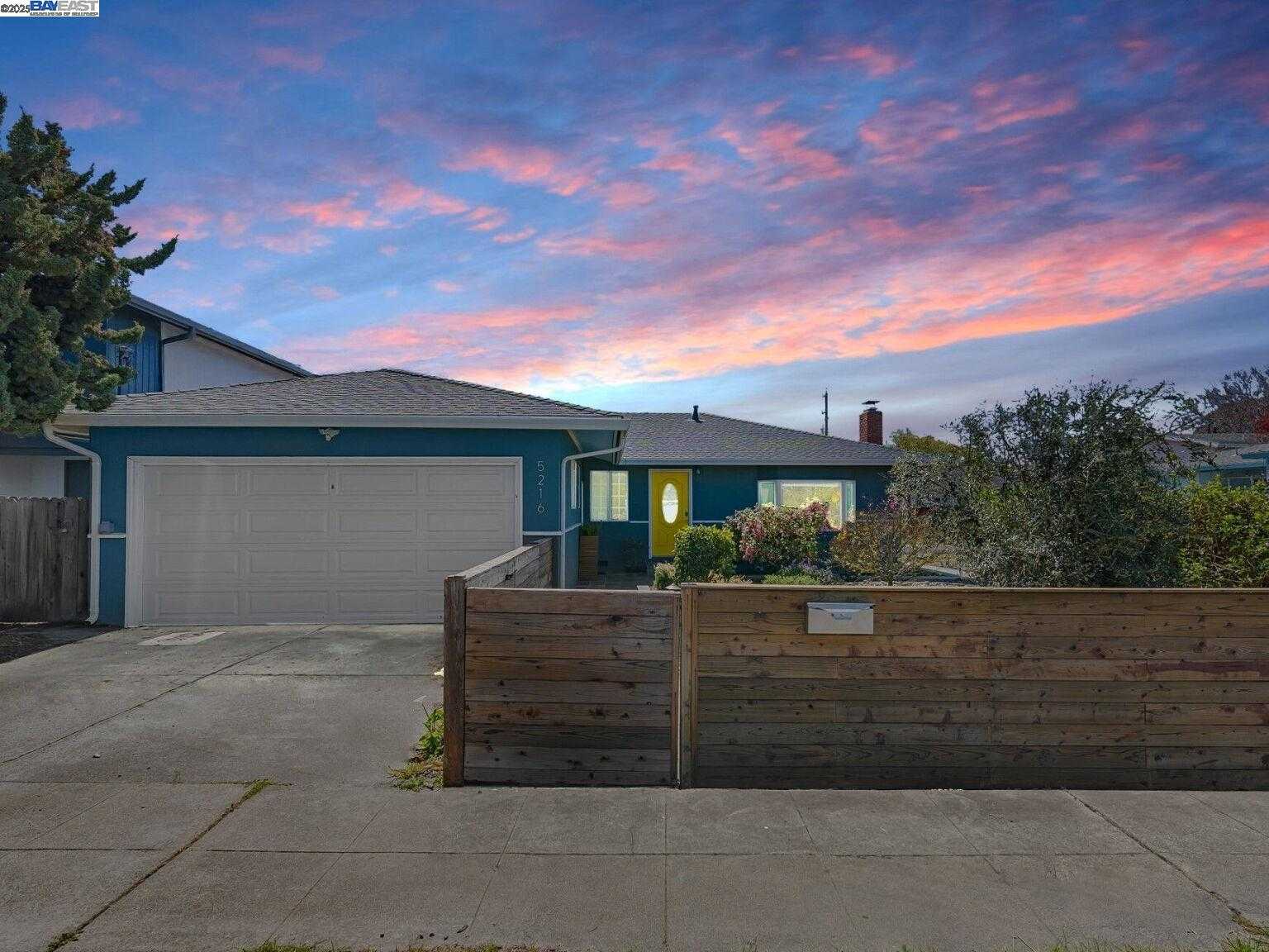 Neighborhood Neighborhood-1