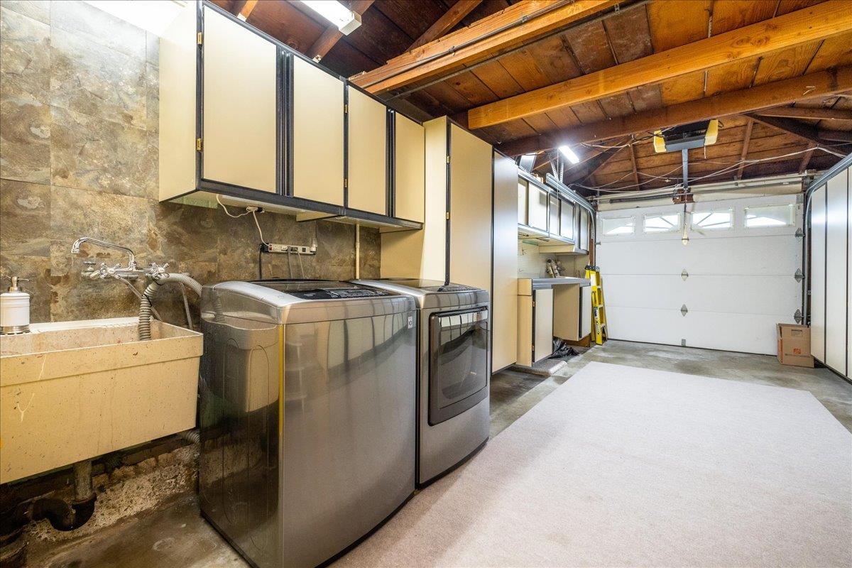 Neighborhood Neighborhood-138