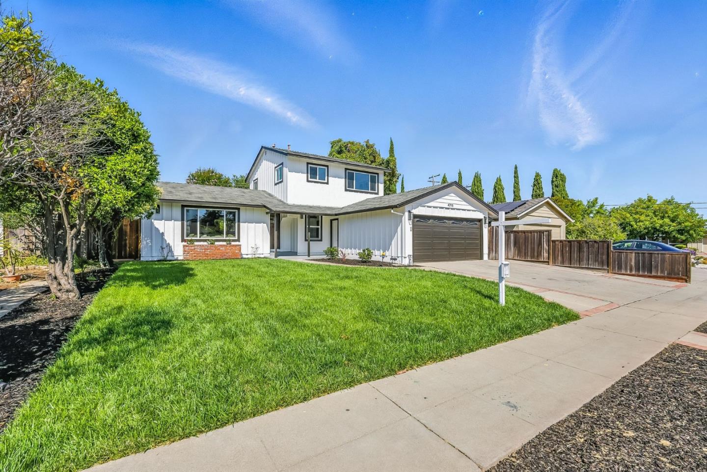 Neighborhood Neighborhood-18