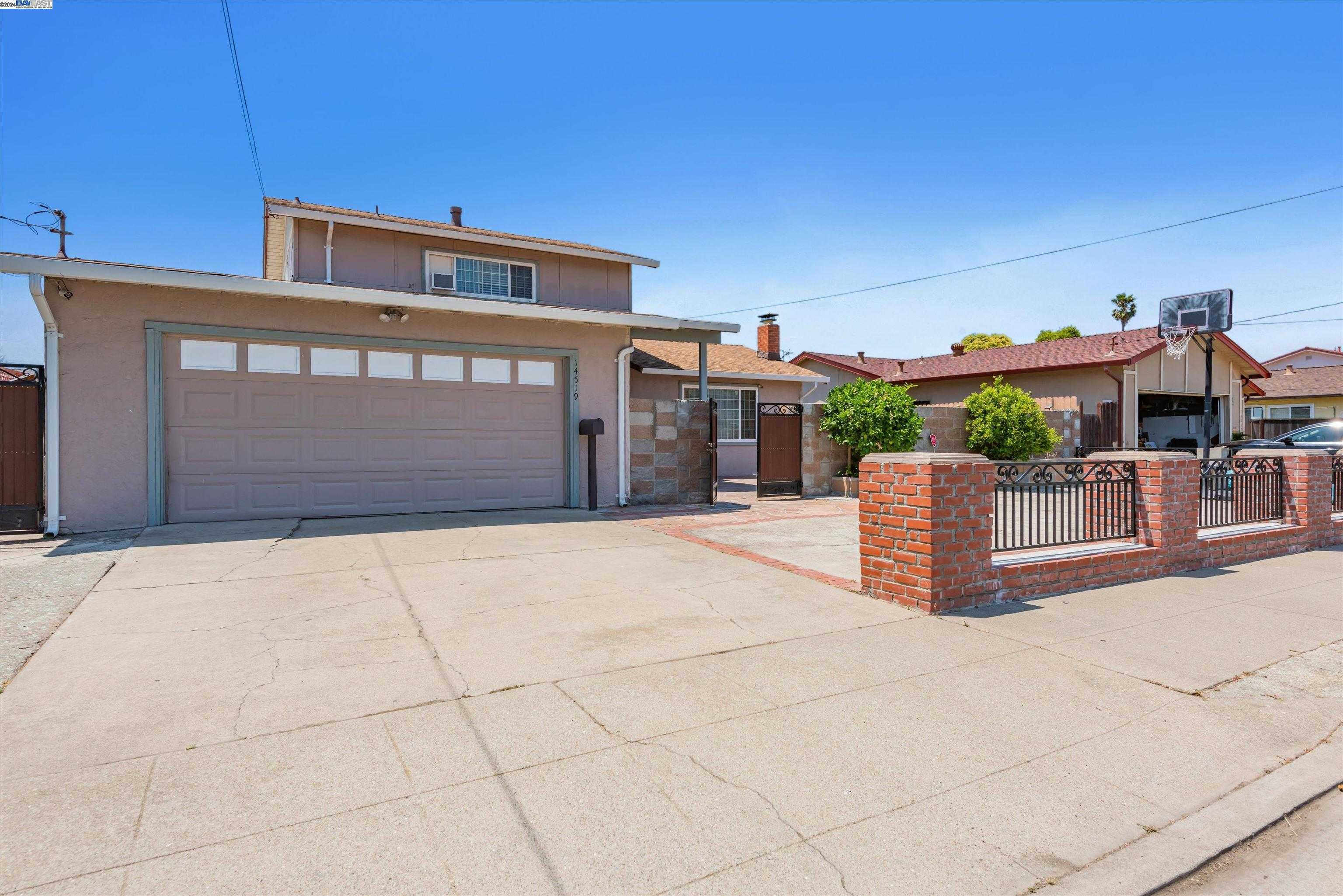 Marina-Faire-San-Leandro