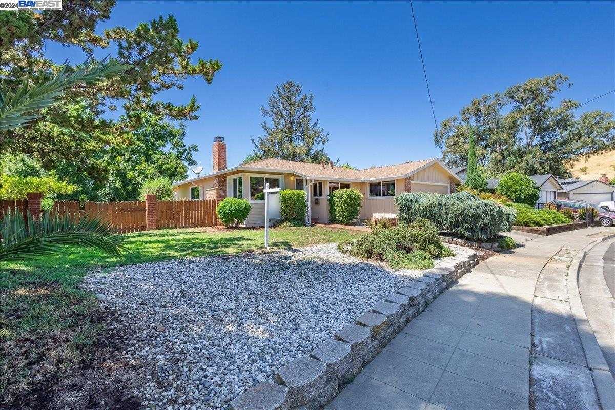 Neighborhood Neighborhood-42