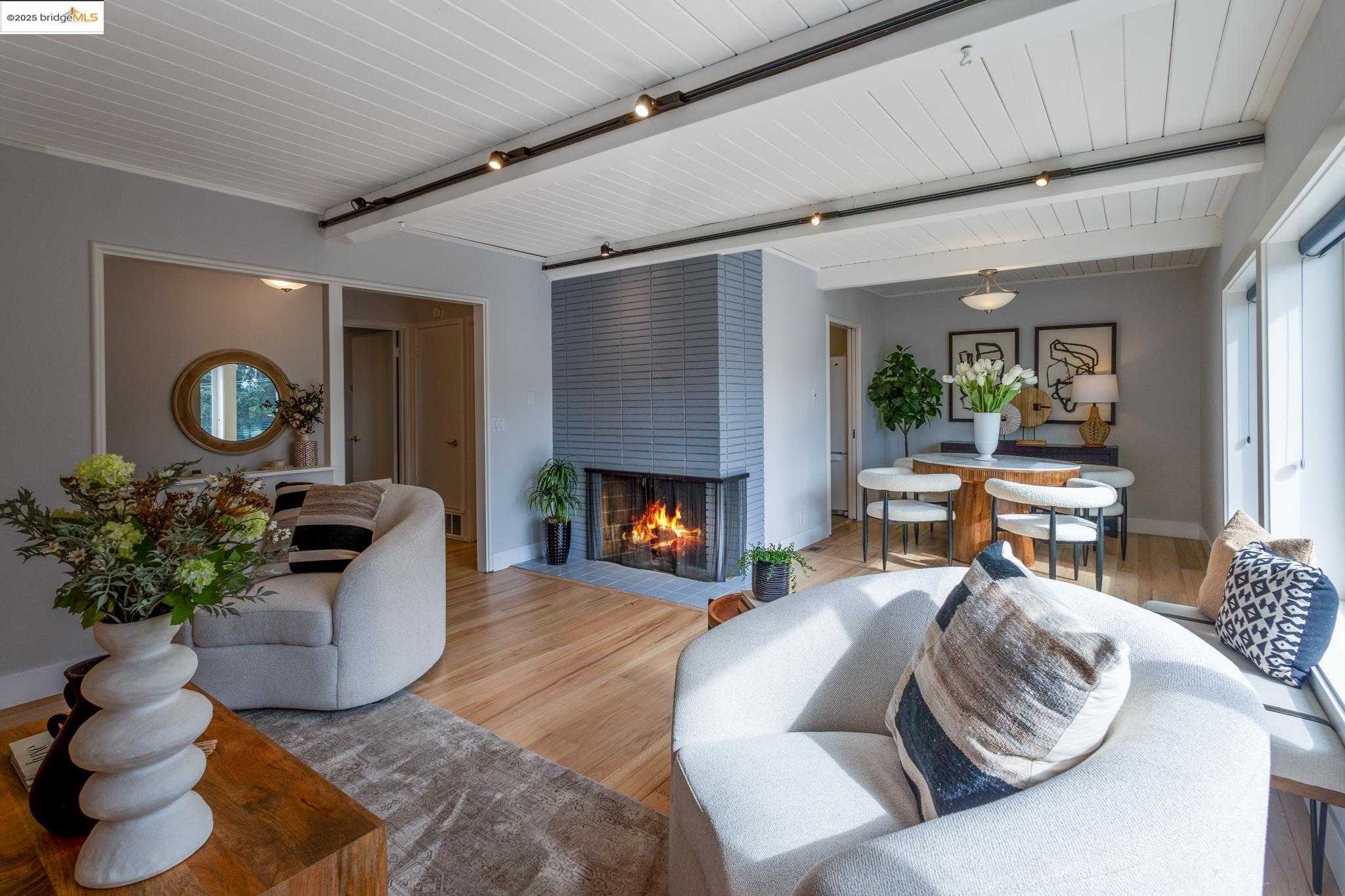 Neighborhood Neighborhood-27