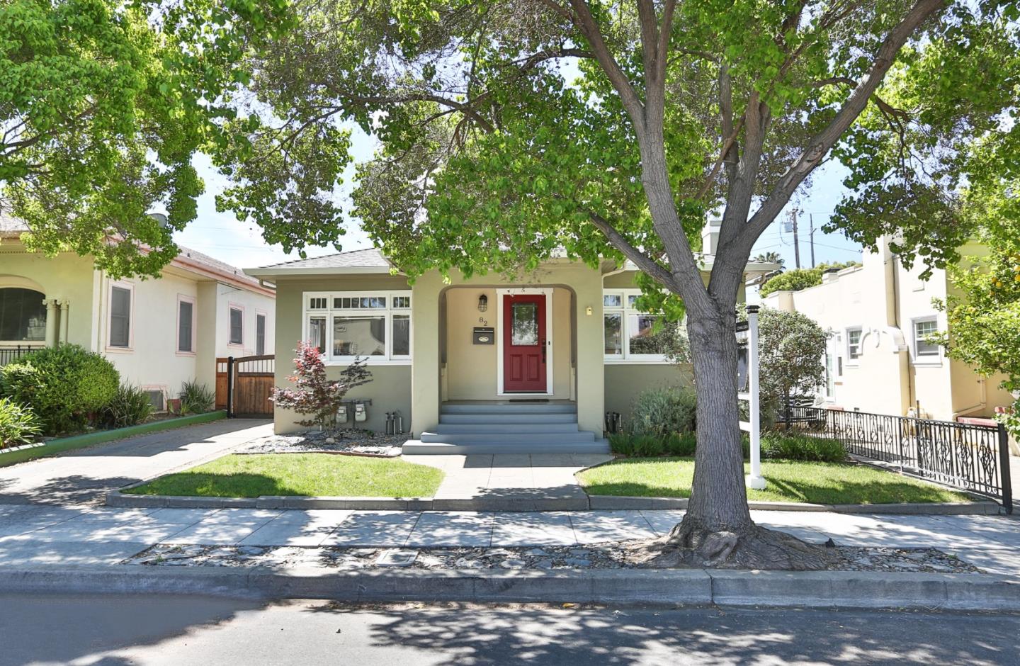 Neighborhood Neighborhood-48