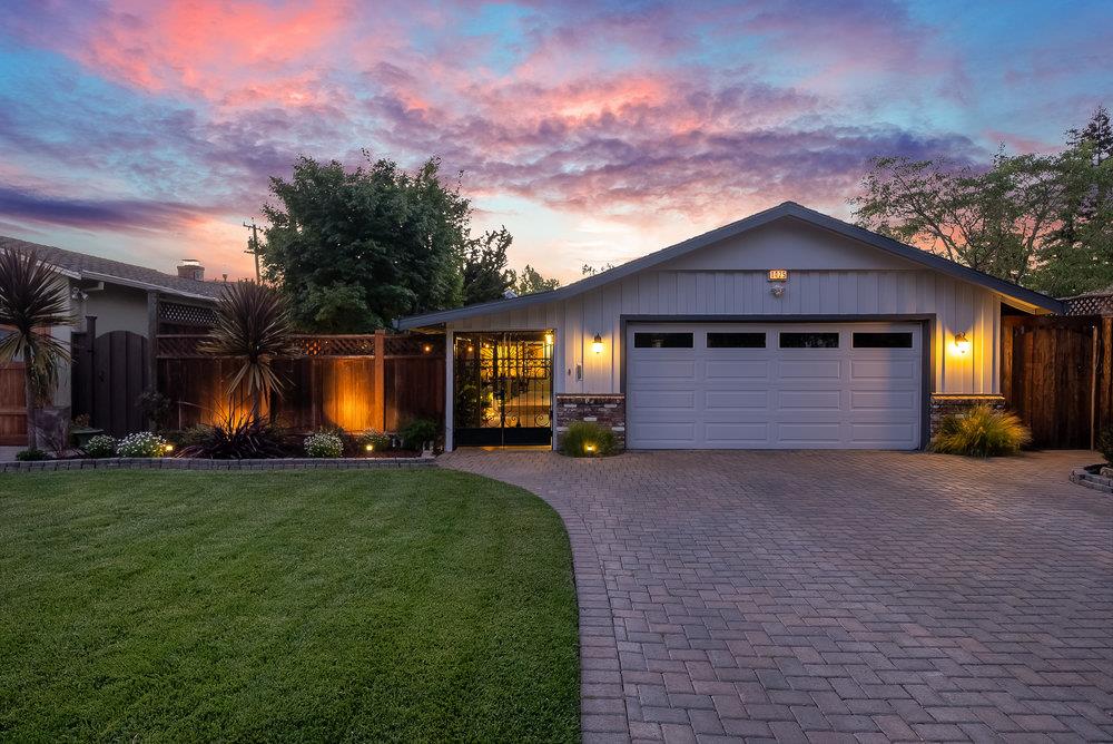 Neighborhood Neighborhood-24