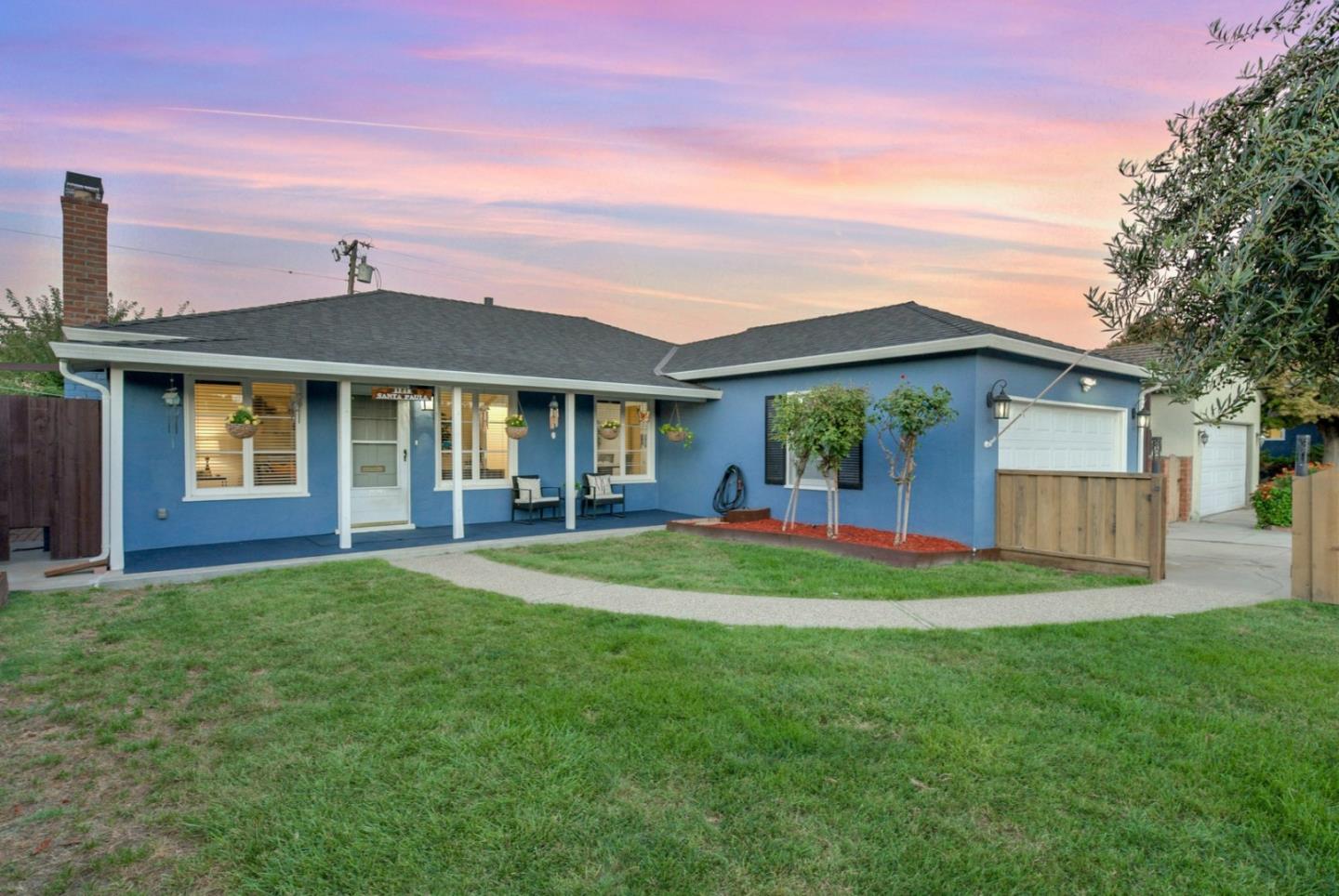 Neighborhood Neighborhood-16