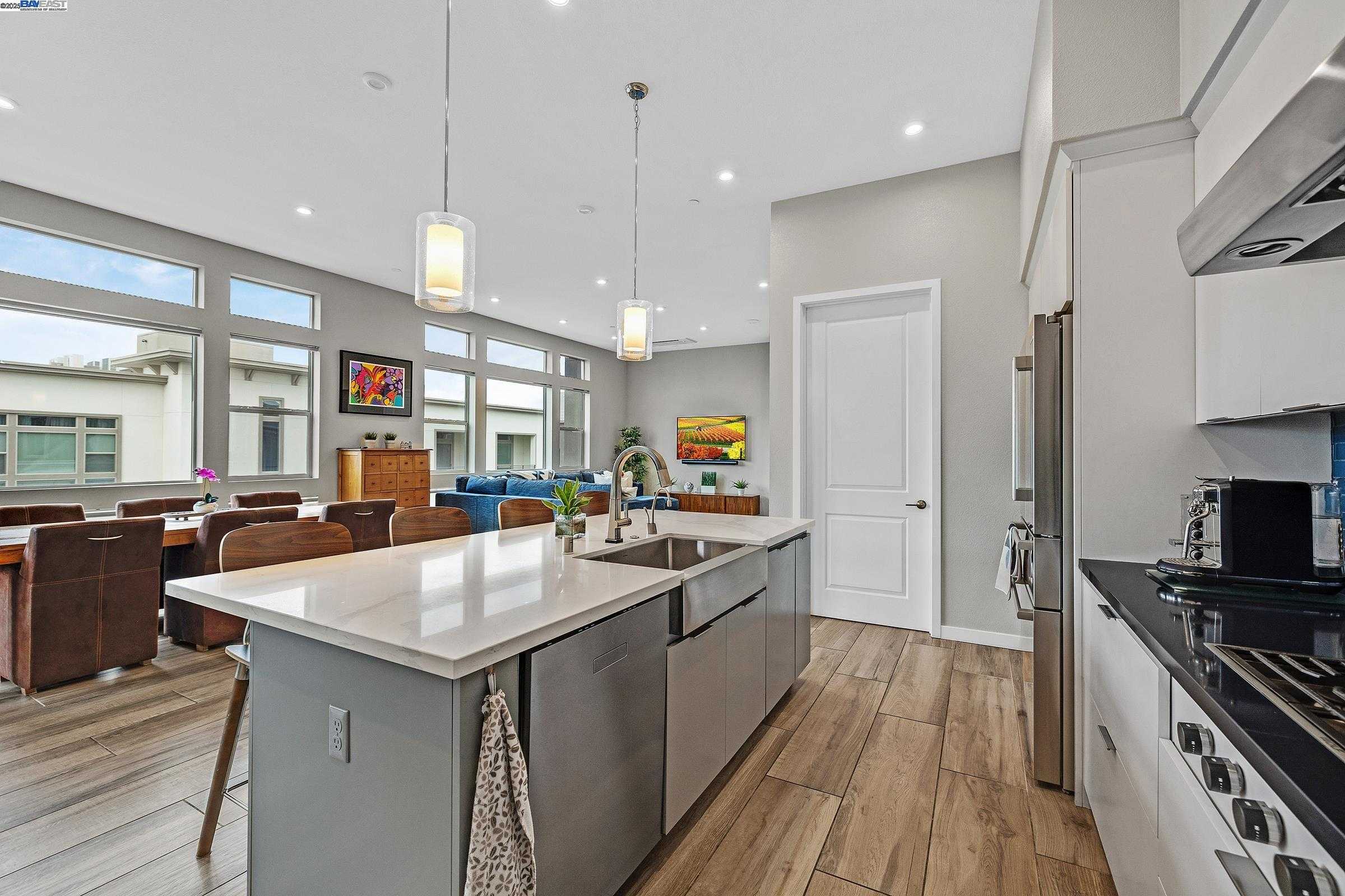 Neighborhood Neighborhood-21