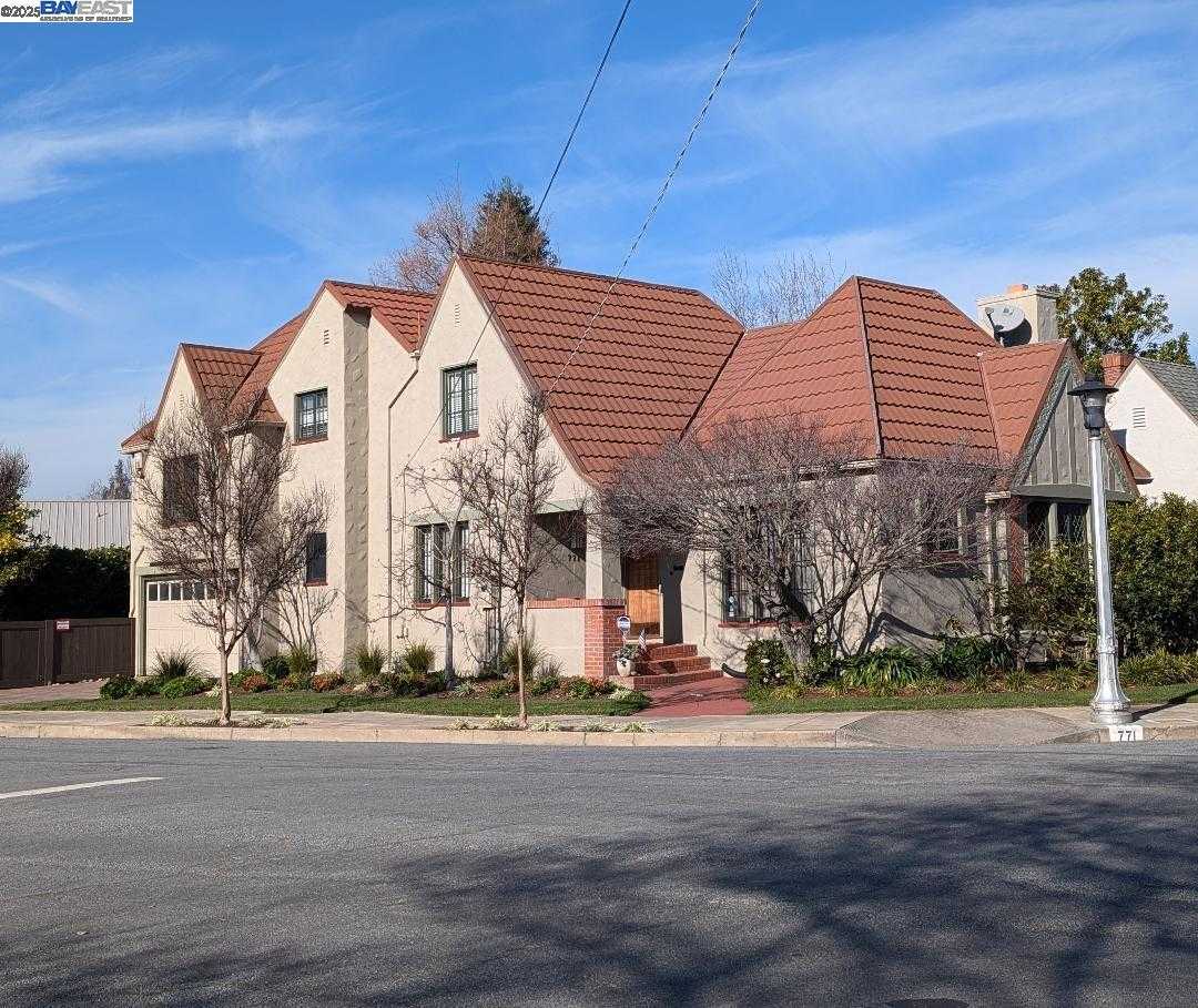 Neighborhood Neighborhood-3