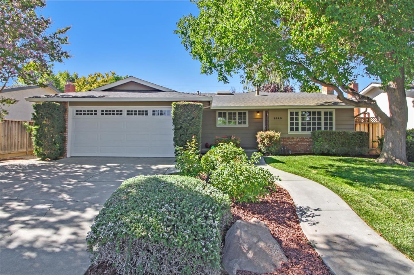 Neighborhood Neighborhood-19