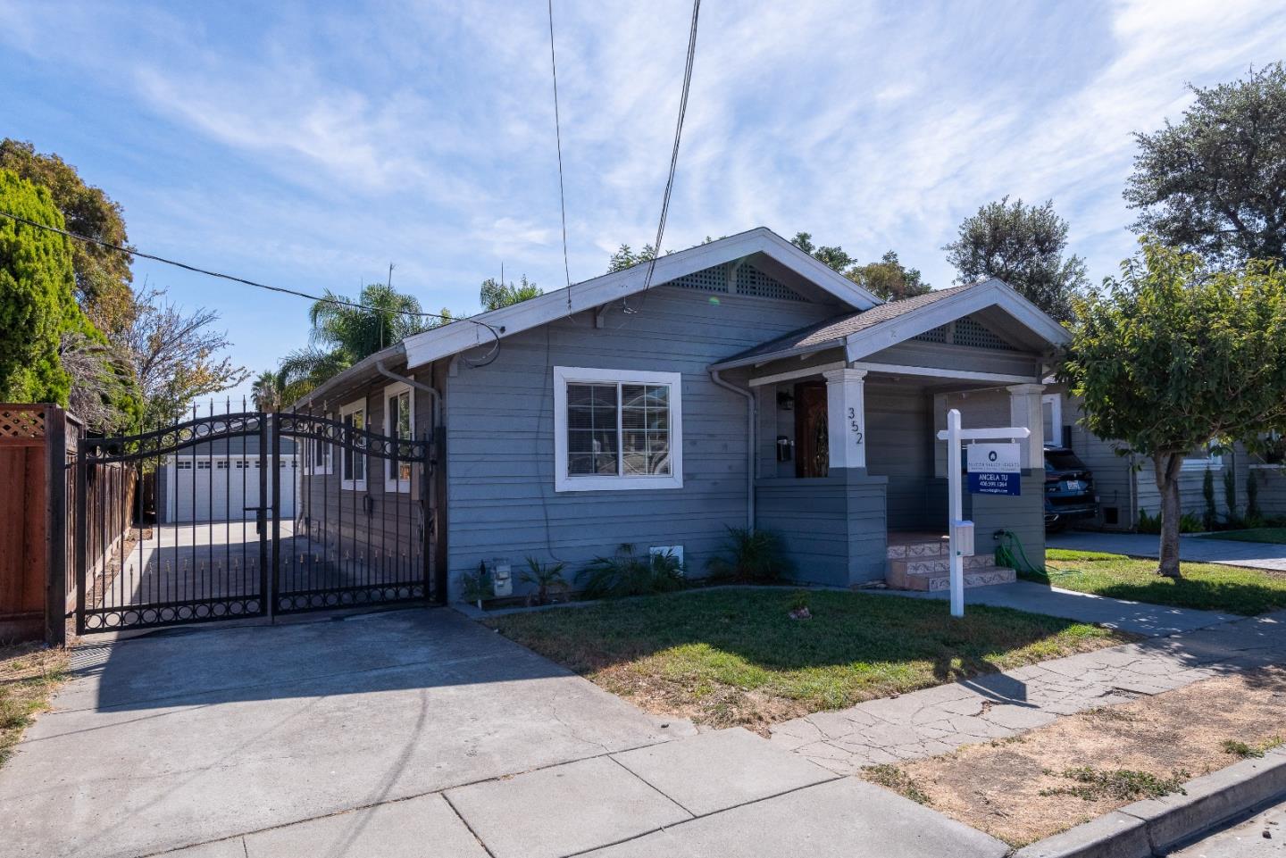 Neighborhood Neighborhood-66