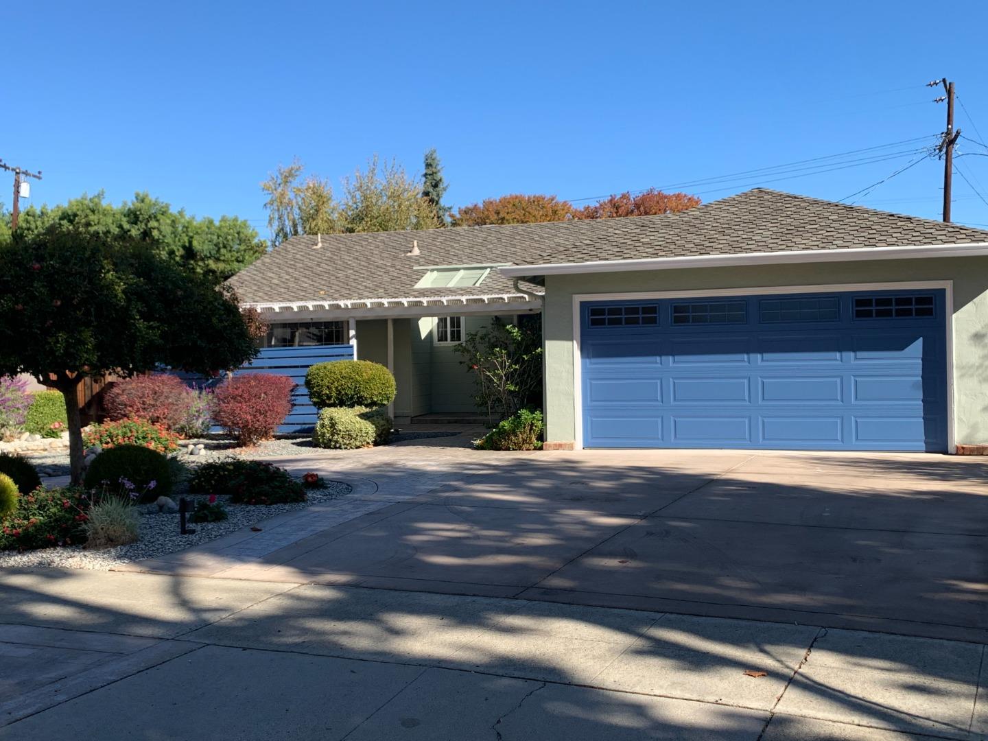 Neighborhood Neighborhood-64