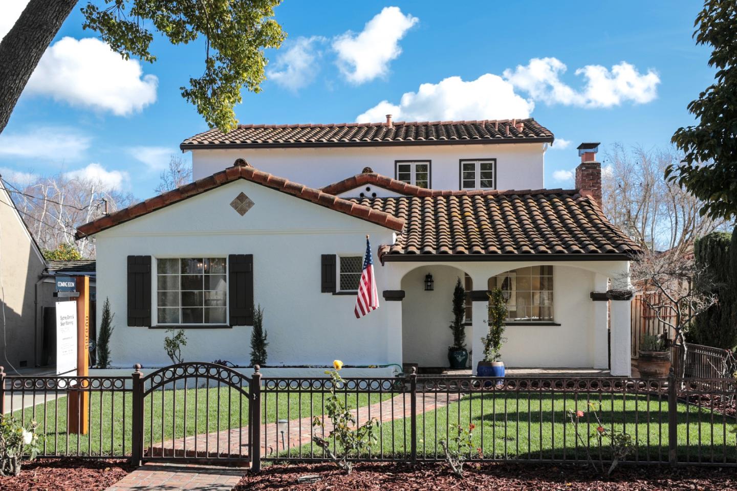 Neighborhood Neighborhood-10