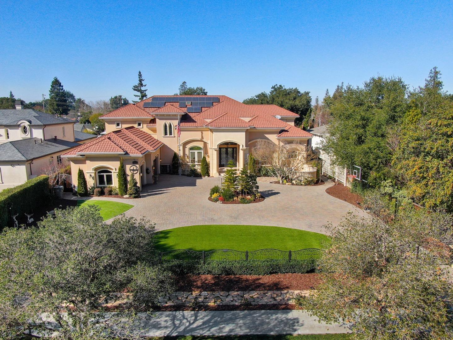 Neighborhood Neighborhood-76