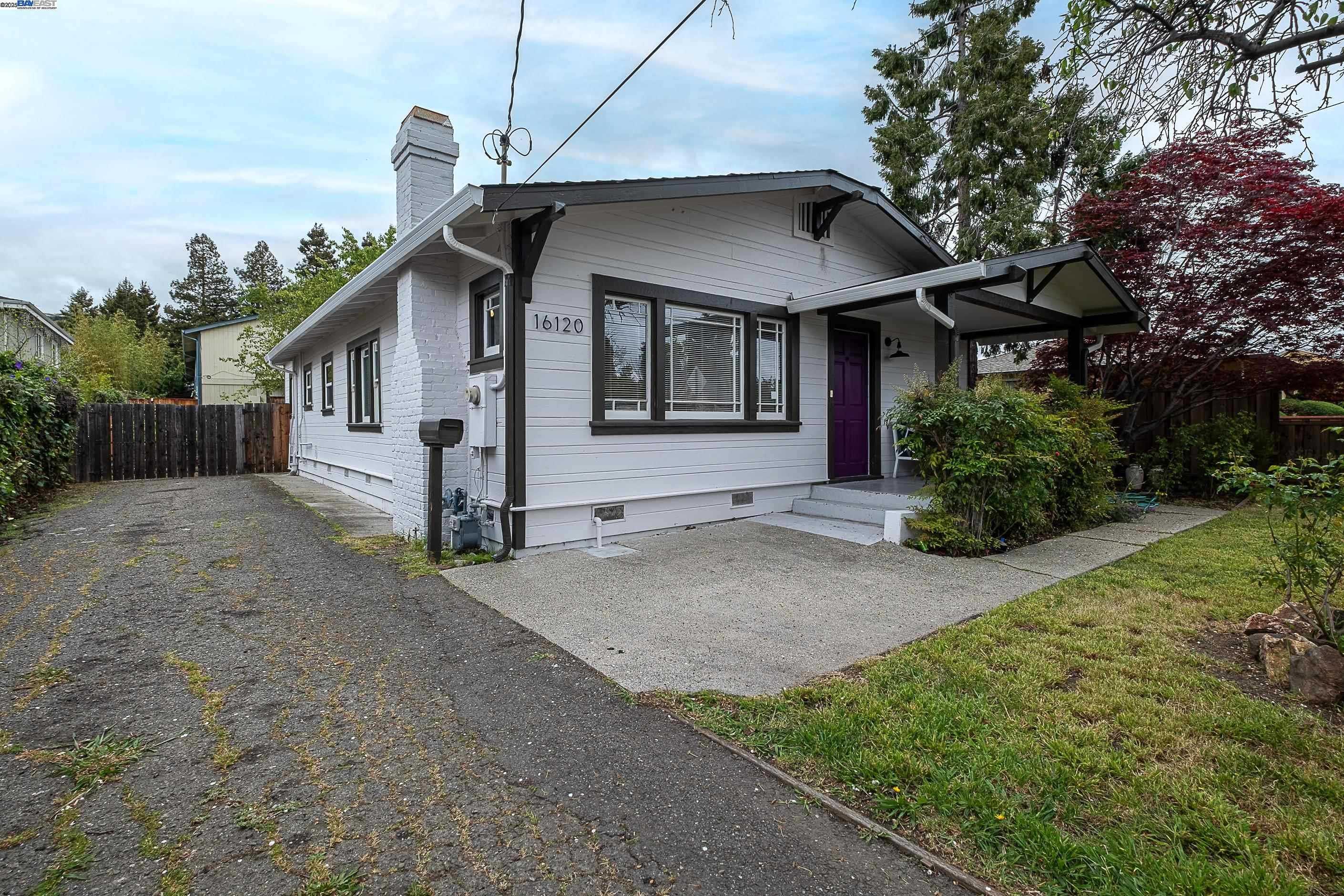 Neighborhood Neighborhood-15