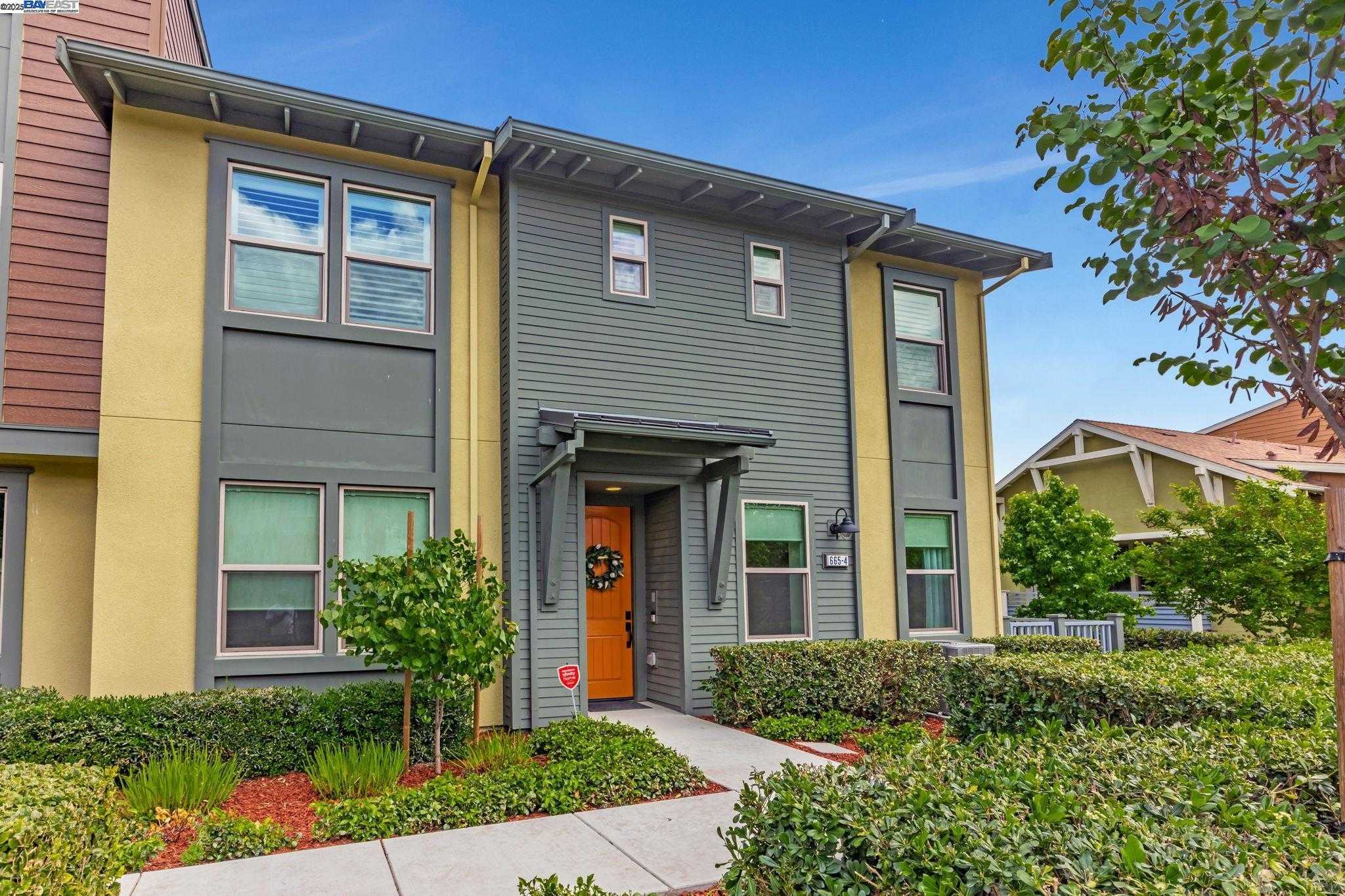 Neighborhood Neighborhood-27