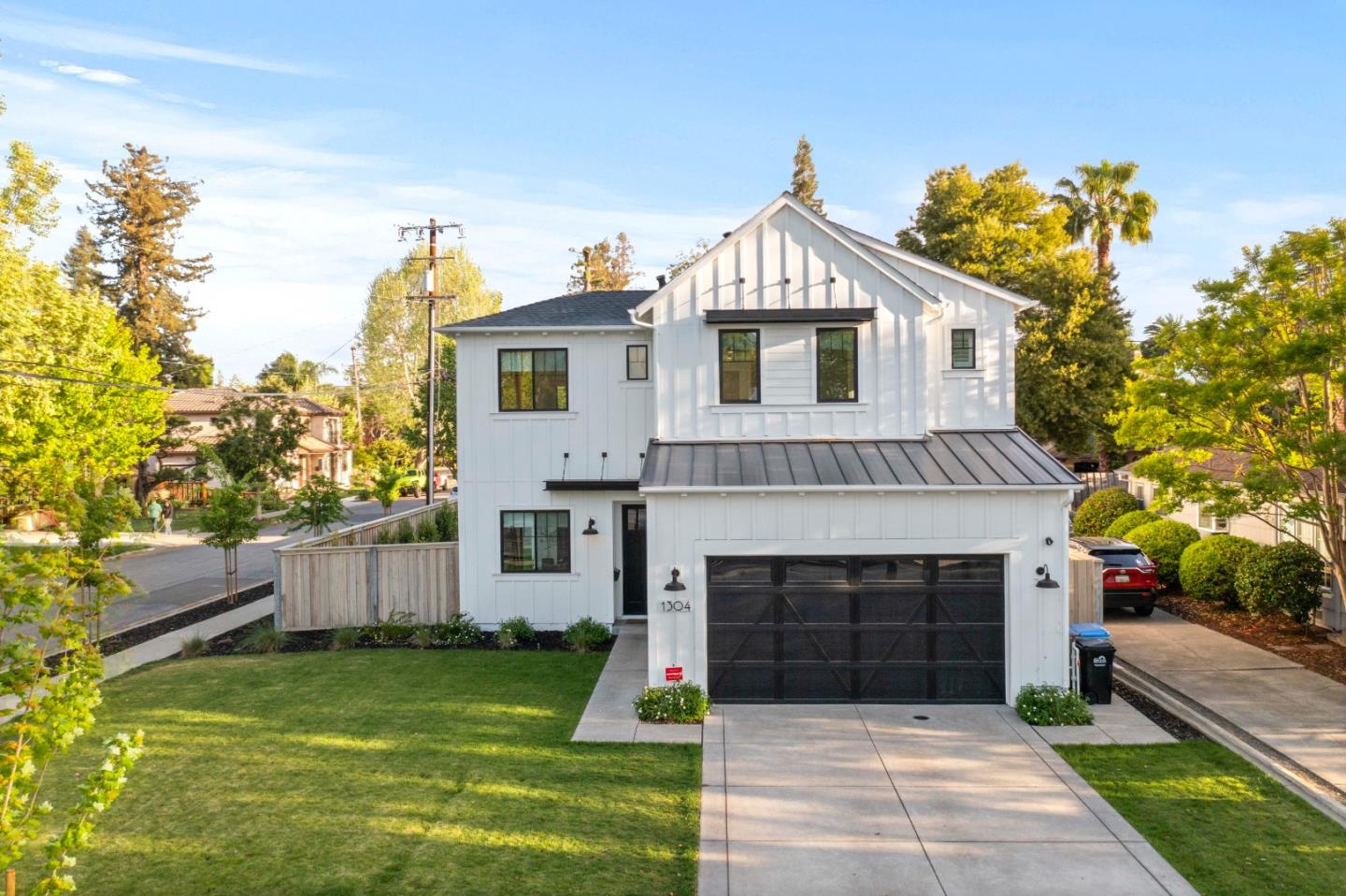 Neighborhood Neighborhood-22