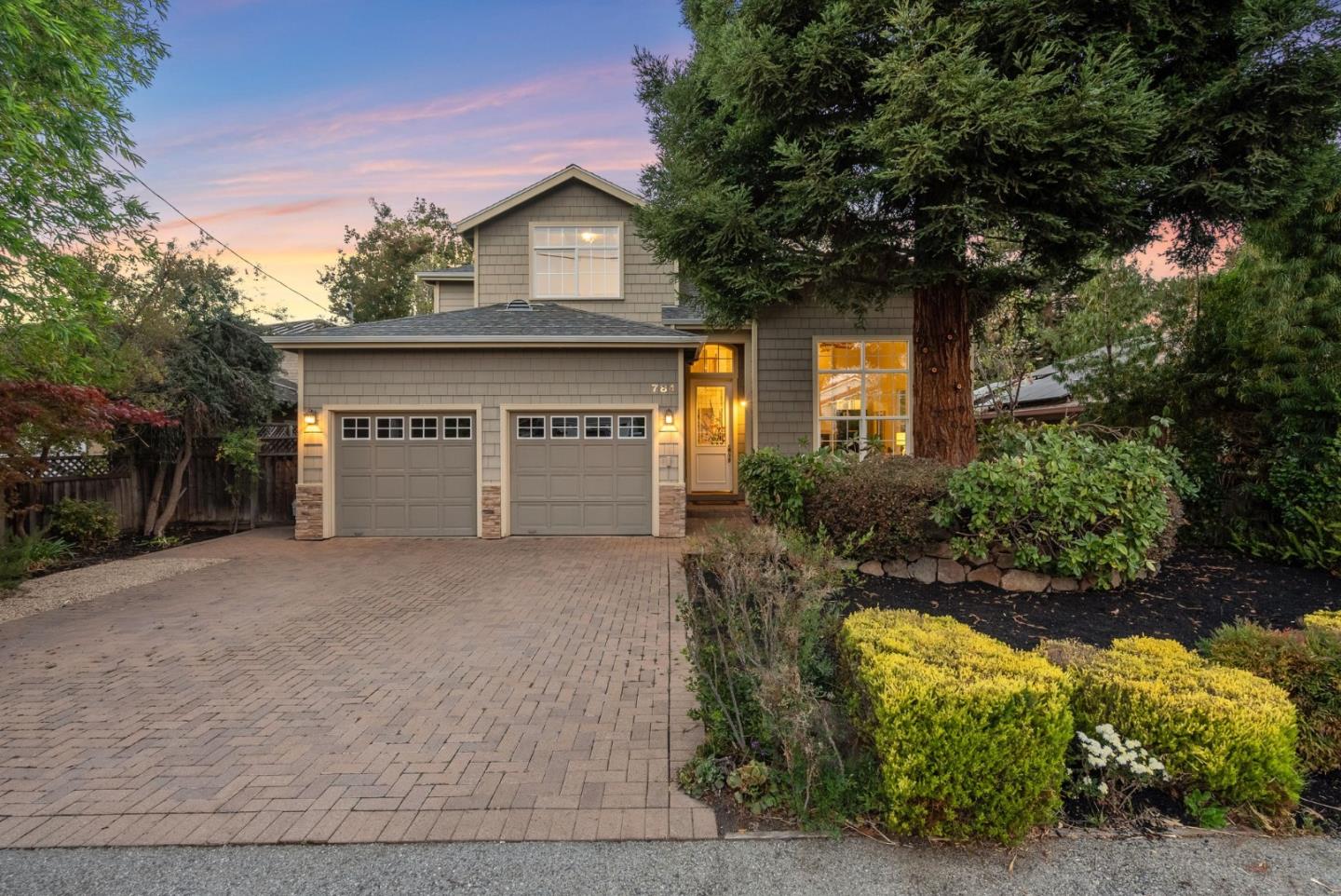 Neighborhood Neighborhood-75