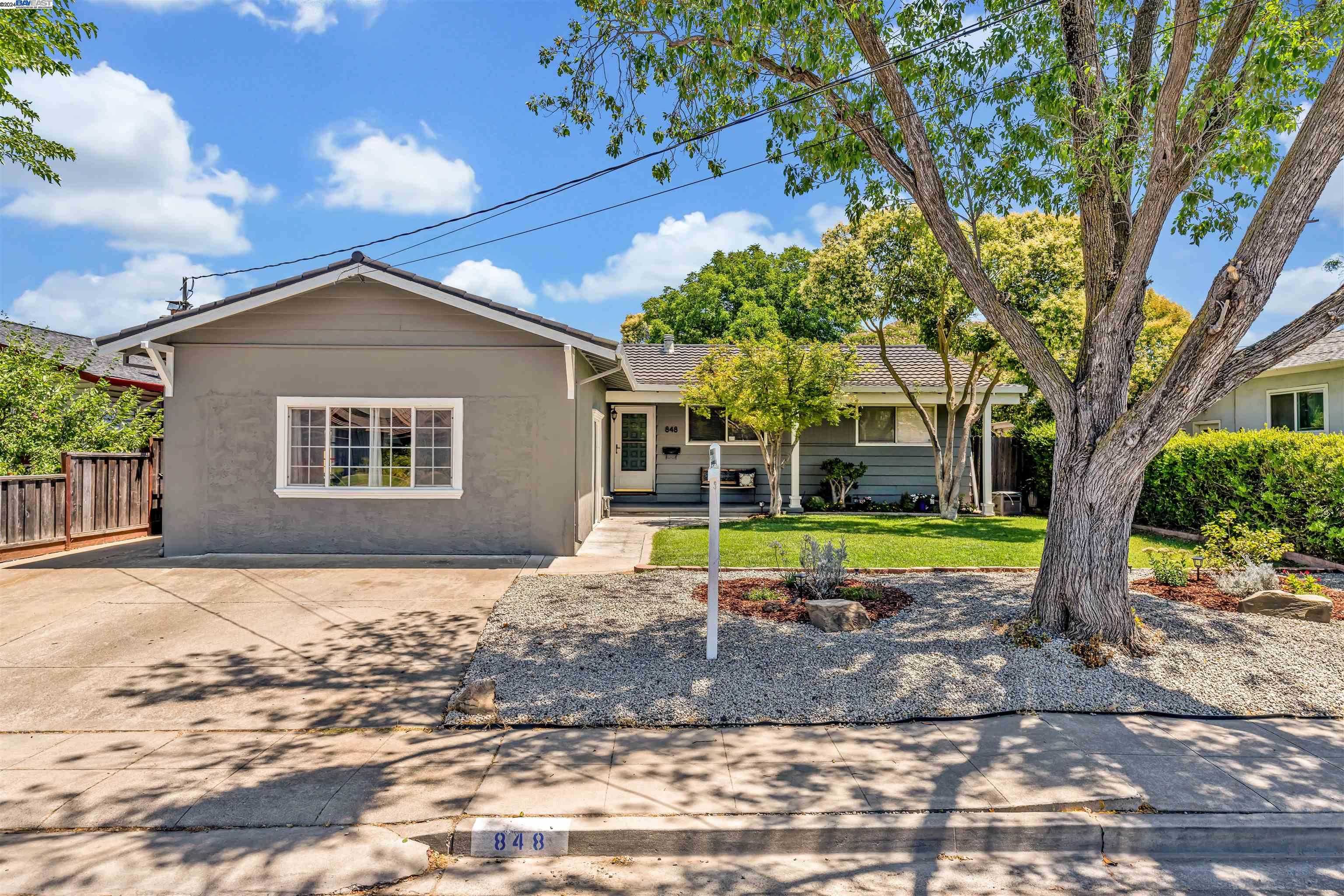 Neighborhood Neighborhood-33