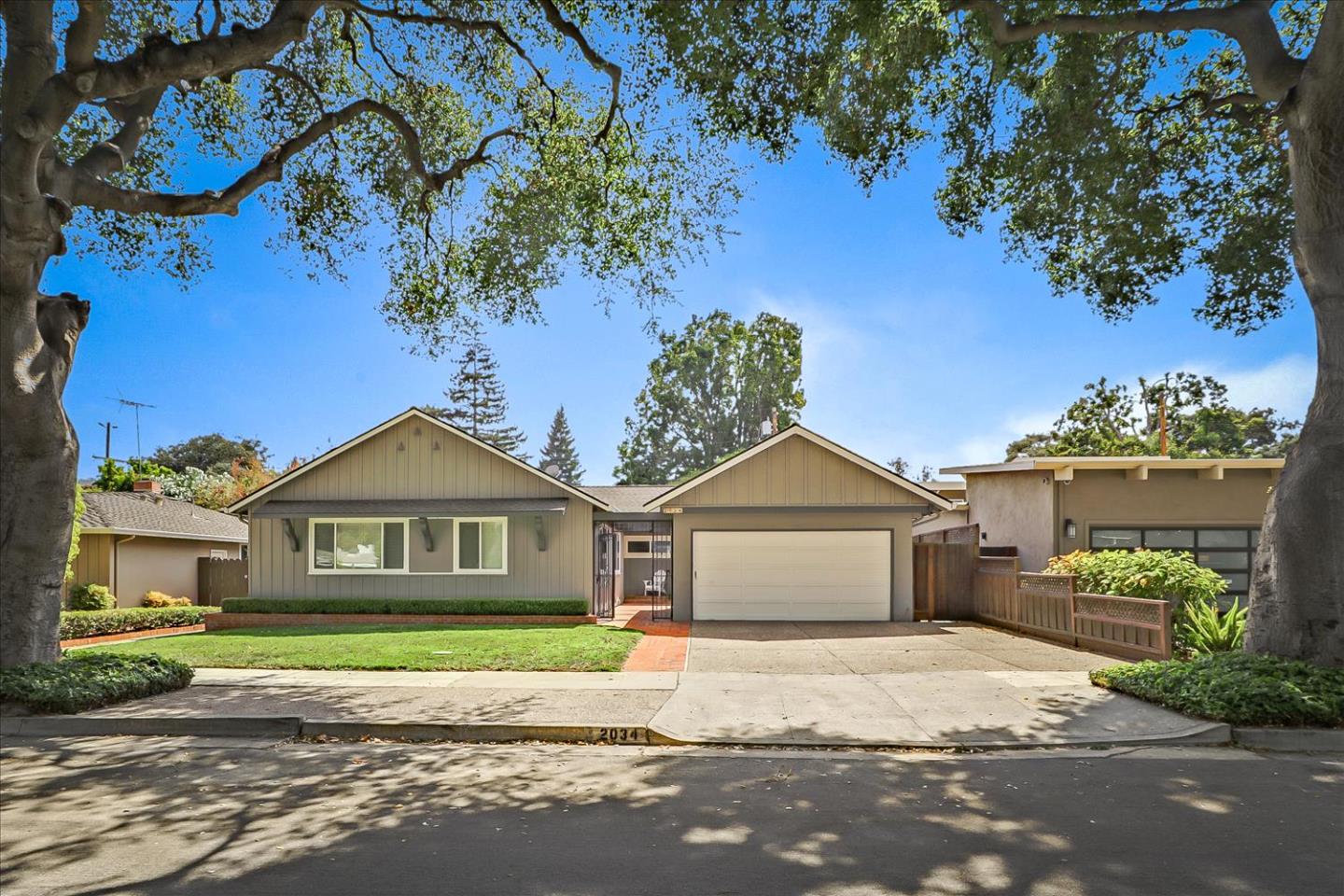 Neighborhood Neighborhood-111