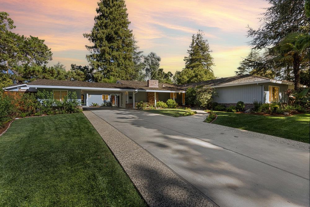 Neighborhood Neighborhood-13