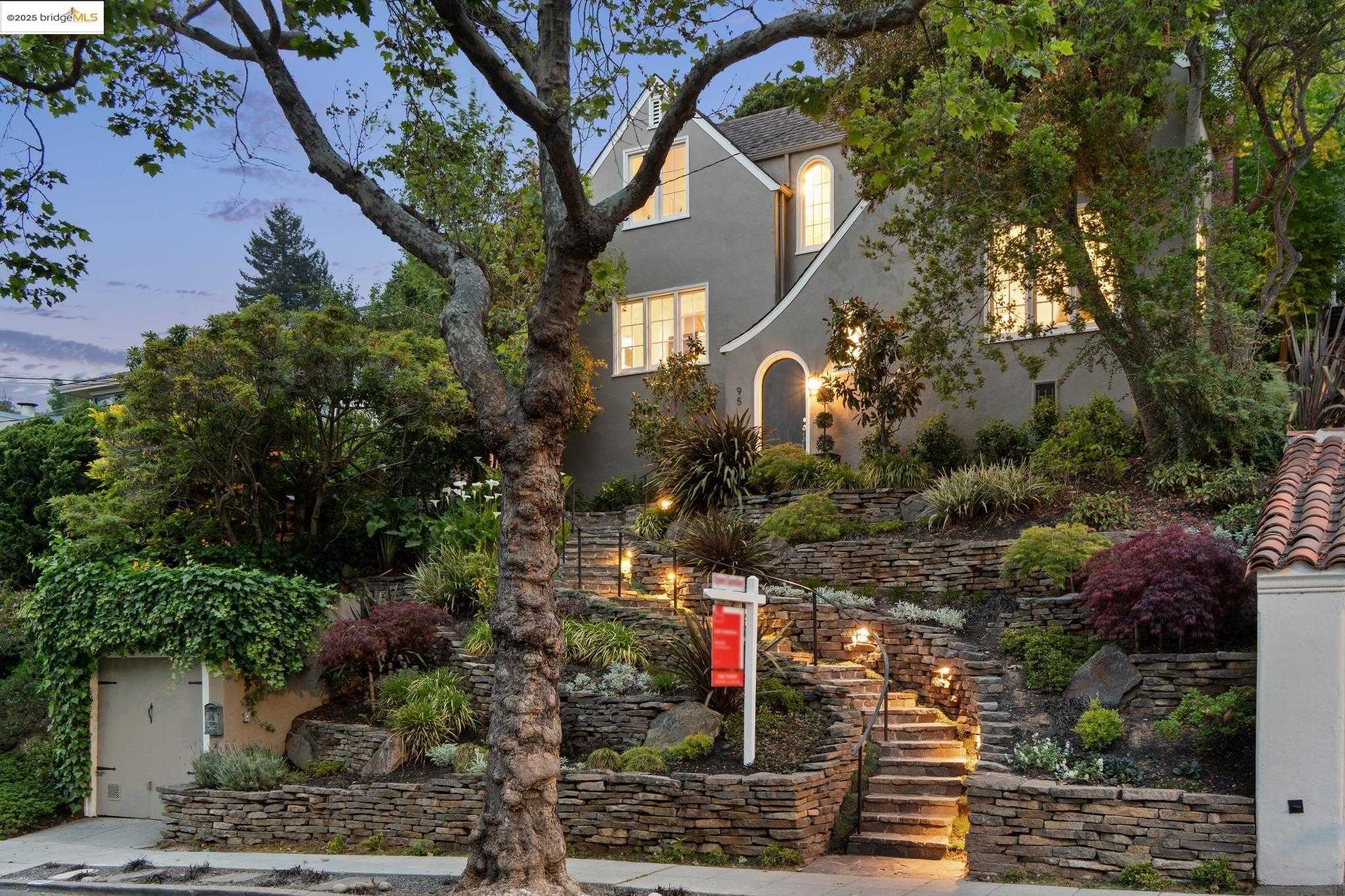 Neighborhood Neighborhood-14