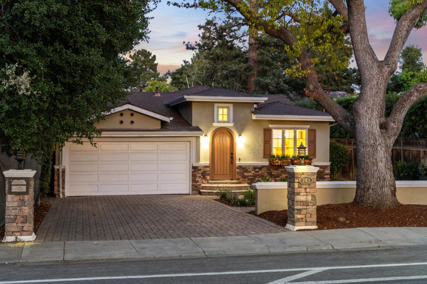 Neighborhood Neighborhood-13