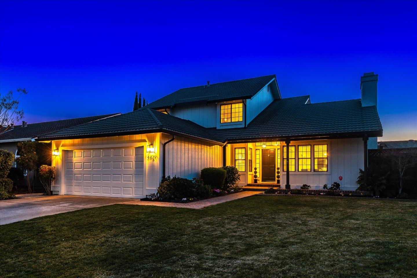 Neighborhood Neighborhood-21