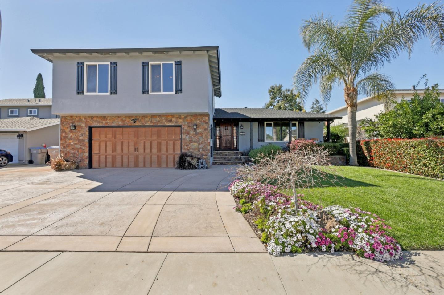 Neighborhood Neighborhood-14