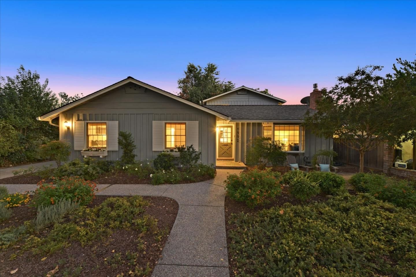 Neighborhood Neighborhood-65