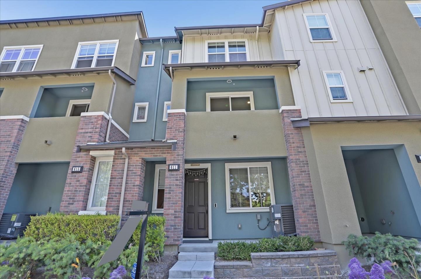 Neighborhood Neighborhood-15