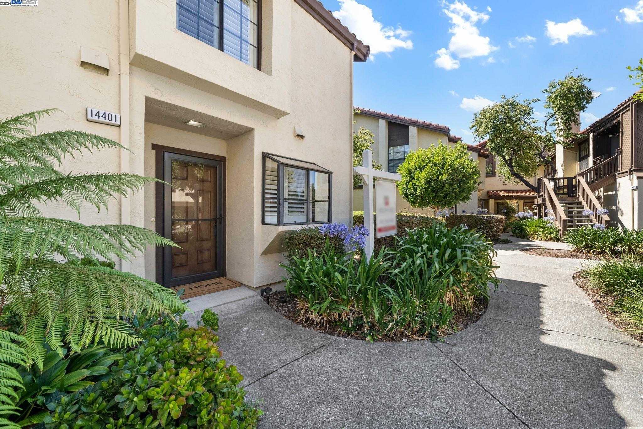 Neighborhood Neighborhood-8